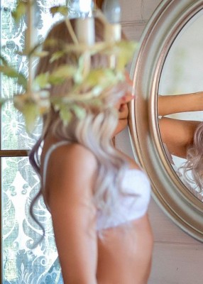 Проститутка Майя